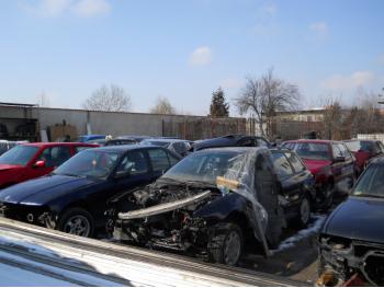 Banner parc-dezmembrari-auto-Ilfov-SC-MYHLUC-AUTO-SRL-140.htm